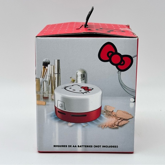 Sanrio Hello Kitty Mini Compact Vanity Vacuum Cleaner - Picture 4 of 5